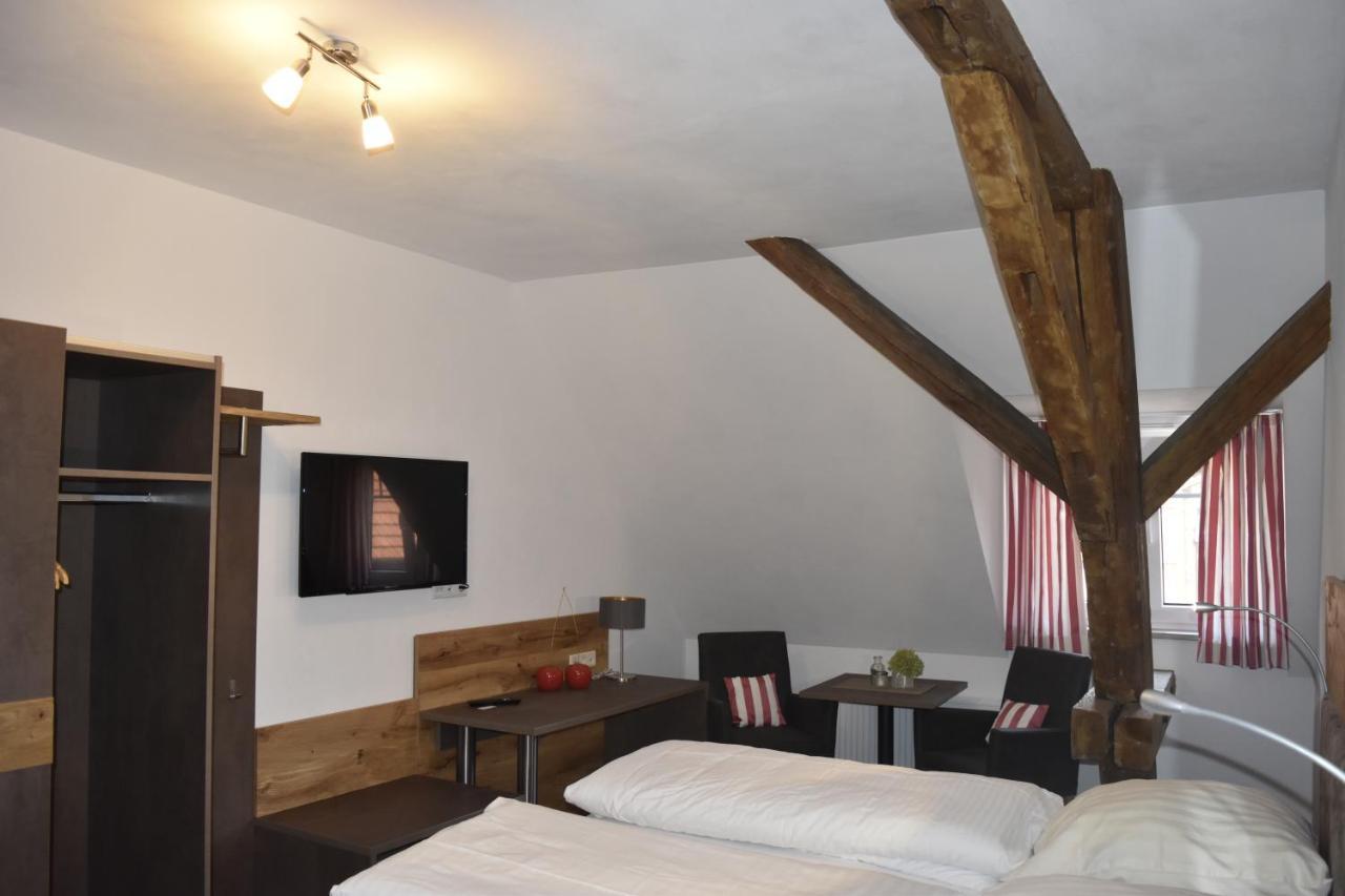 Gasthof Pension Zum Goldenen Hirschen 布格贝恩海姆 外观 照片