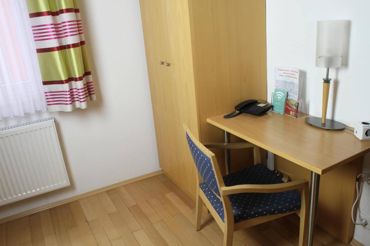 Gasthof Pension Zum Goldenen Hirschen 布格贝恩海姆 外观 照片